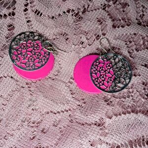 Pink Filigree Moving Overlay Button Earrings (Goldtone)